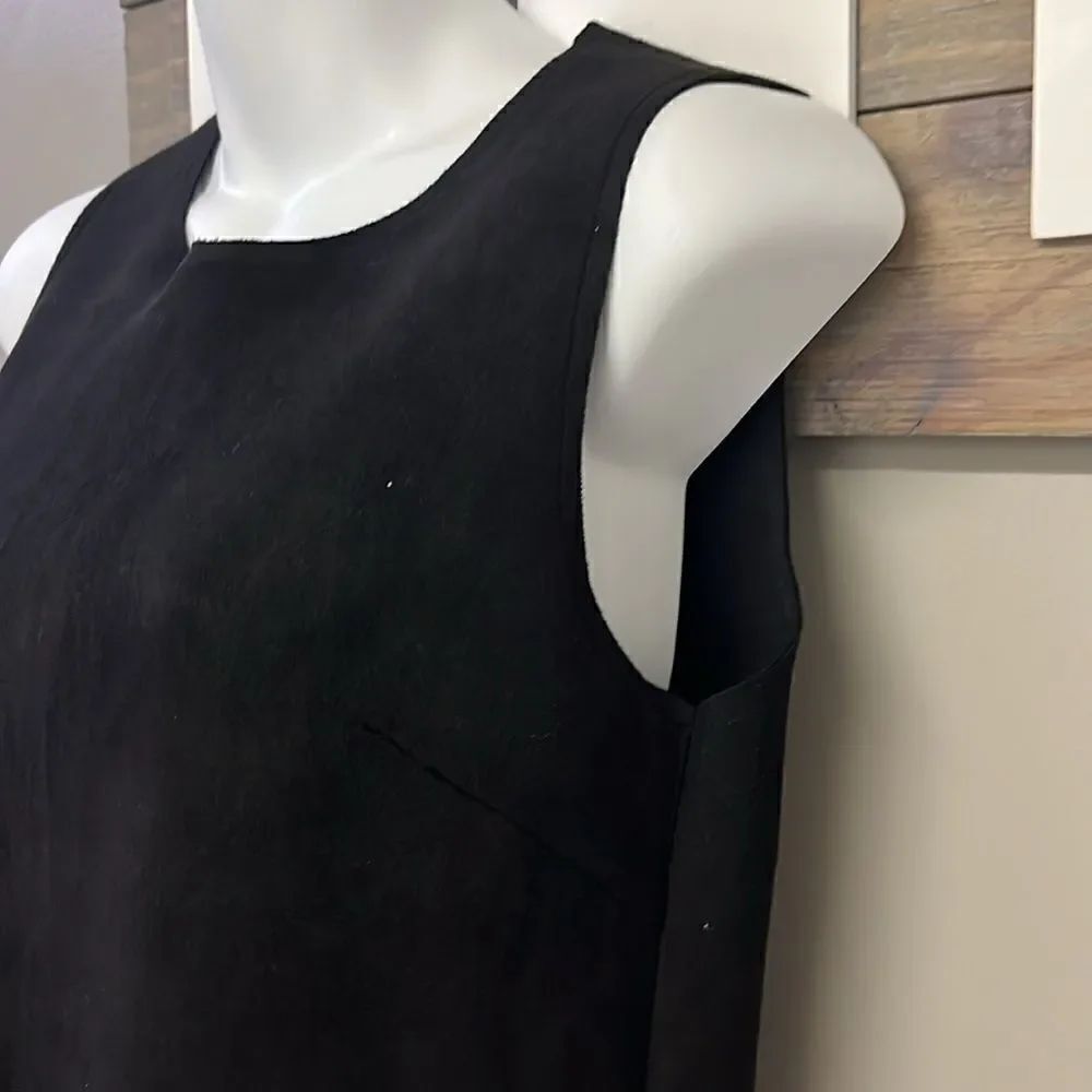 Gracia Black Sleeveless Back Zip Up Western Shell with Bottom Hem Fringe - Picture 3 of 11
